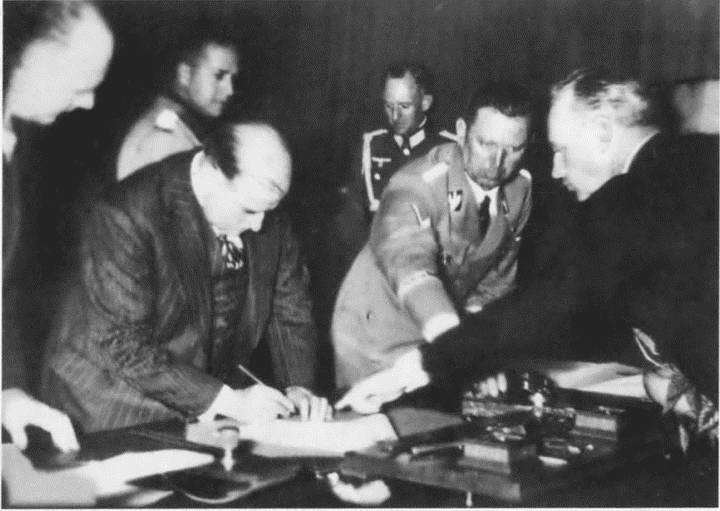 Громыко. Война, мир и дипломатия - i_015.jpg