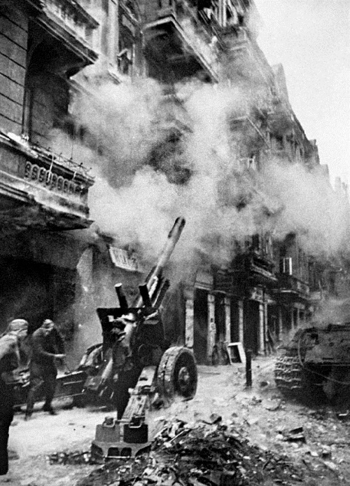 Битва за Берлин. Полная хроника – 23 дня и ночи - i_005.jpg