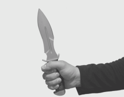 Школа ножевого боя. Хваты, боевые стойки, движения, удары, техники защиты и метания боевого ножа. По системе спецназа КГБ - i_009.png