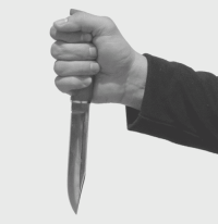 Школа ножевого боя. Хваты, боевые стойки, движения, удары, техники защиты и метания боевого ножа. По системе спецназа КГБ - i_014.png