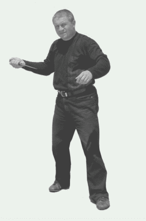 Школа ножевого боя. Хваты, боевые стойки, движения, удары, техники защиты и метания боевого ножа. По системе спецназа КГБ - i_116.png