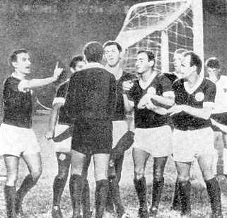 Пеле, Гарринча, футбол… - i_006.jpg