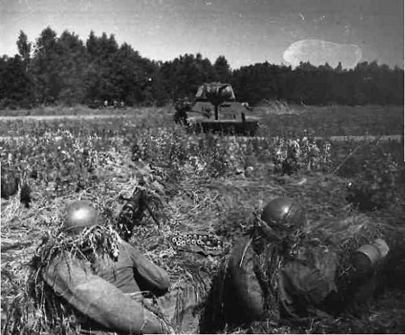 Противотанковые ружья - i_006.jpg