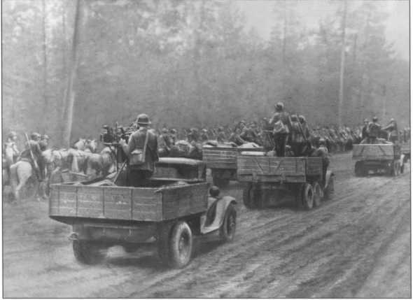 Подлинная история «Майора Вихря» - i_008.jpg