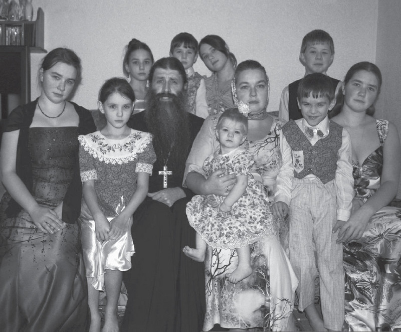 Матушки: Жены священников о жизни и о себе - i_006.jpg