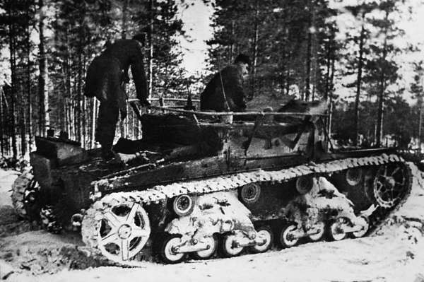 Зимняя война: «Ломят танки широкие просеки» - block_001320_page_058_image_0001.jpg