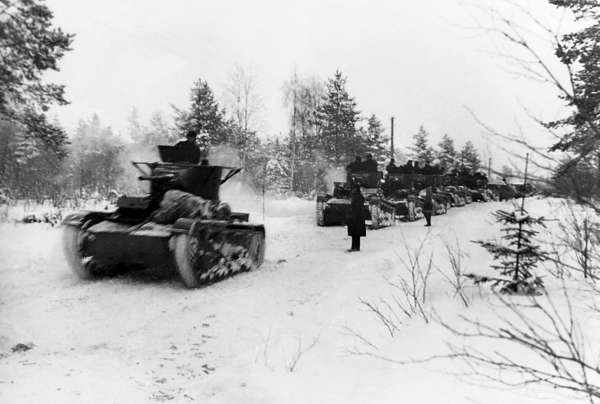 Зимняя война: «Ломят танки широкие просеки» - block_001320_page_078_image_0001.jpg