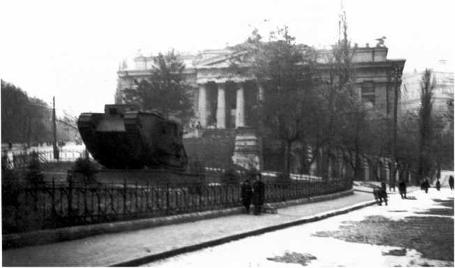 Танки в Гражданской войне - i_165.jpg