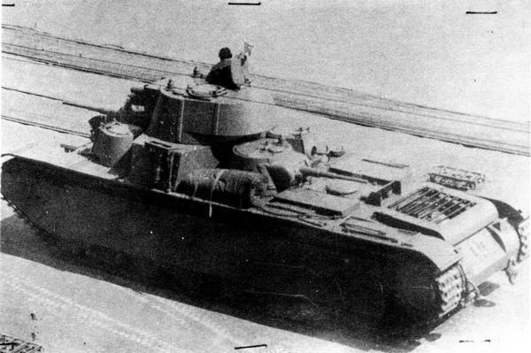 Тяжёлый танк Т-35 - i_018.jpg