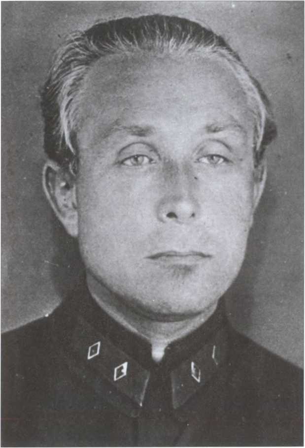 Разведка «под крышей». Из истории спецслужбы - image16.jpg