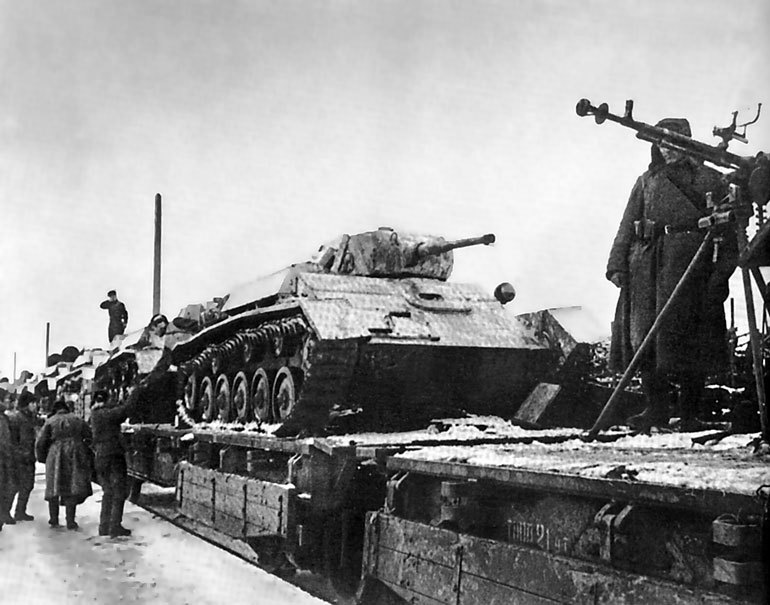 Танковая гвардия в бою - i_018.jpg