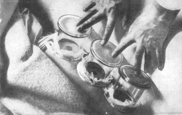 Драматическая медицина. Опыты врачей на себе (с ориг. илл.) - i_013.png