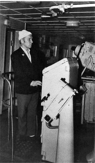 Ледокол. Подлинная история «Михаила Сомова» - i_005.jpg