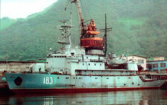 От «Добрыни Никитича» до «Отто Шмидта» Ледоколы проекта 97 и их модификации - i_071.jpg