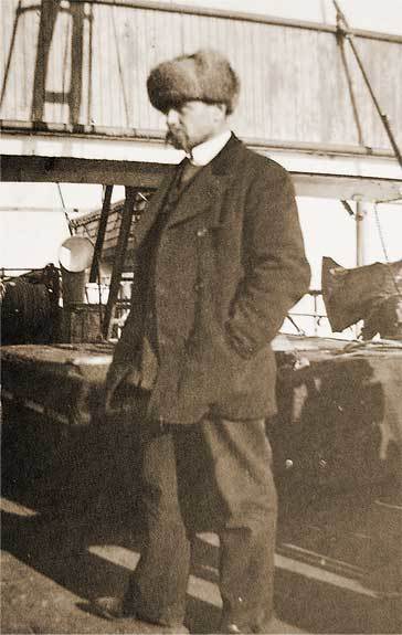 Полярные капитаны российского и советского флота - i_007.jpg