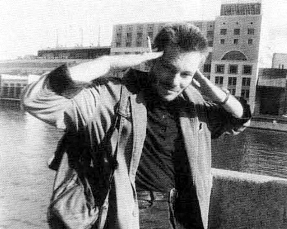 Повседневная жизнь российского рок-музыканта - i_010.jpg