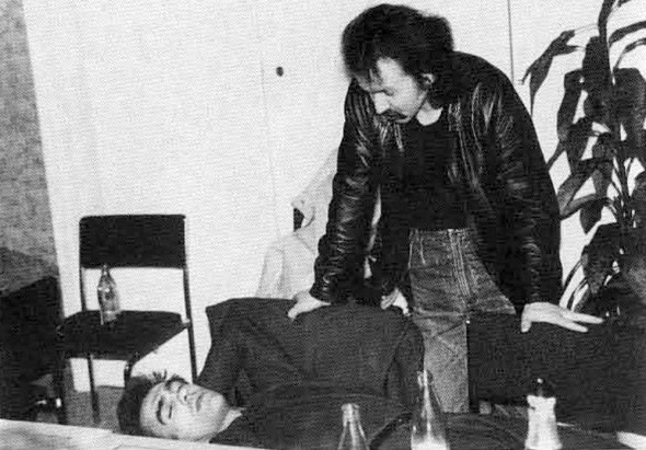 Повседневная жизнь российского рок-музыканта - i_033.jpg