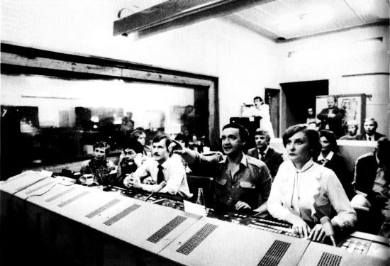 «ВЗГЛЯД» - БИТЛЫ ПЕРЕСТРОЙКИ. ОНИ ИГРАЛИ НА КРЕМЛЁВСКИХ НЕРВАХ - _015.jpg