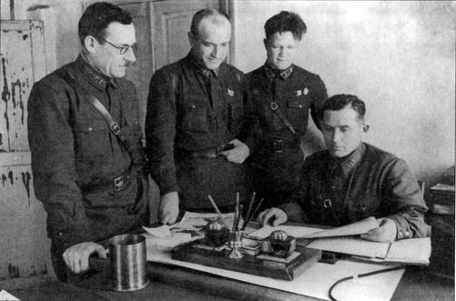 Превратности стратегии - i_005.jpg