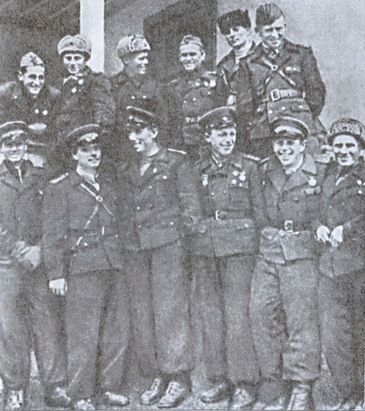 Стоять насмерть! - i_017.jpg