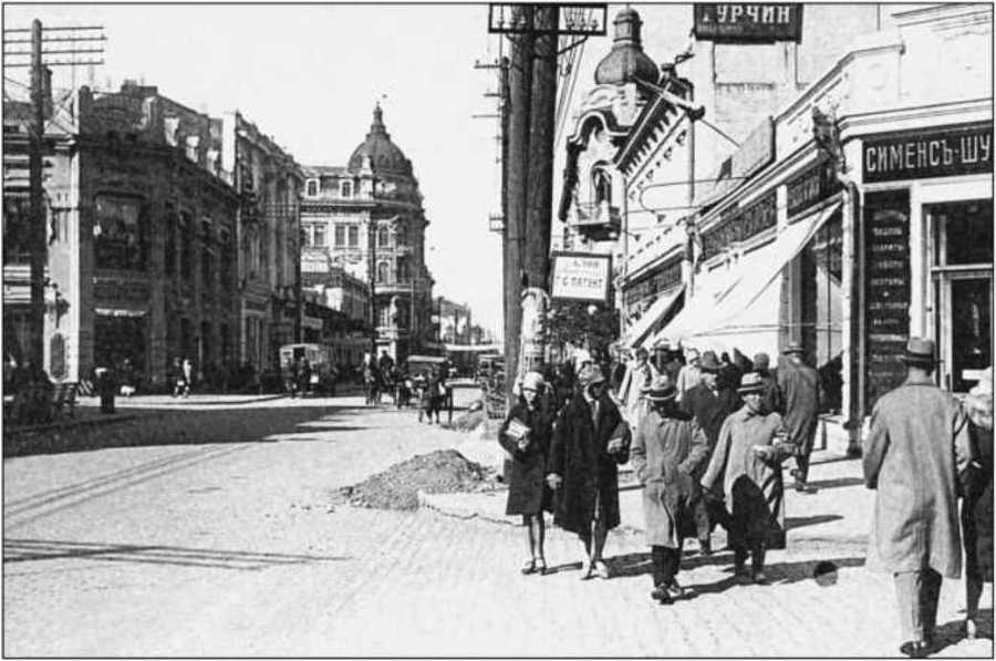 Сто великих операций спецслужб - i_007.jpg