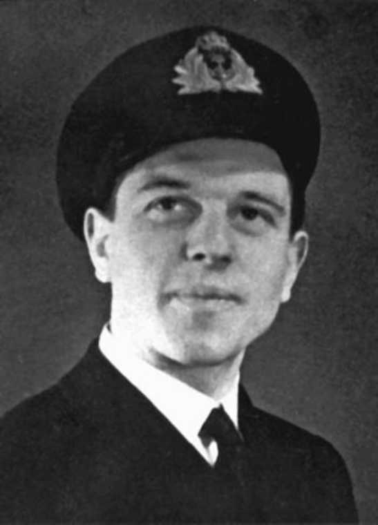 Сто великих операций спецслужб - i_064.jpg