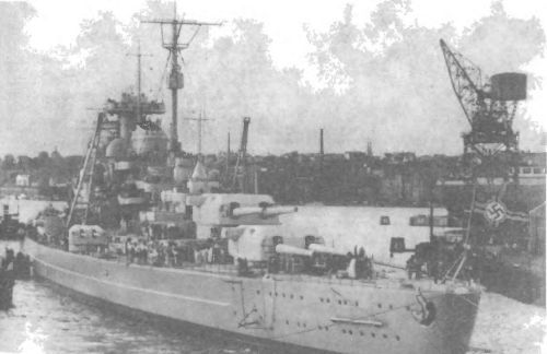 Крах нацистской империи - i_003.jpg