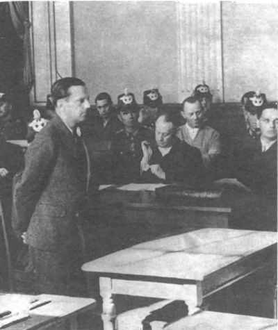 Крах нацистской империи - i_018.jpg