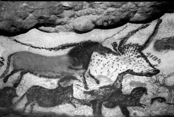 100 великих загадок истории Франции - i_002.jpg