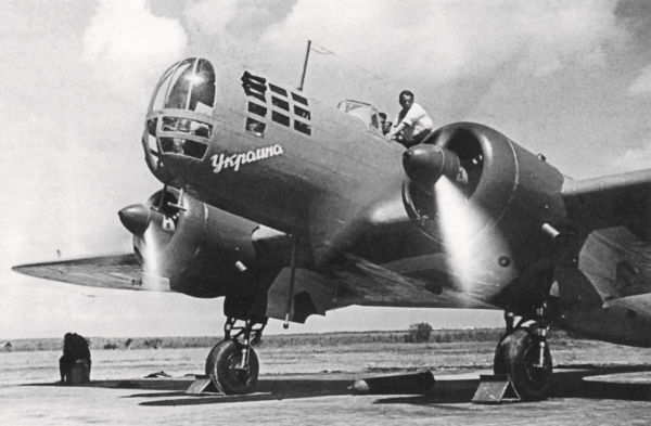 Великий Ильюшин. Авиаконструктор №1 - i_025.jpg