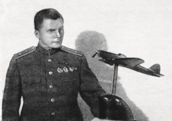 Великий Ильюшин. Авиаконструктор №1 - i_035.jpg