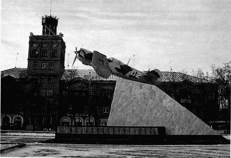 Истребитель Ла-5. Сломавший хребет Люфтваффе - i_151.jpg