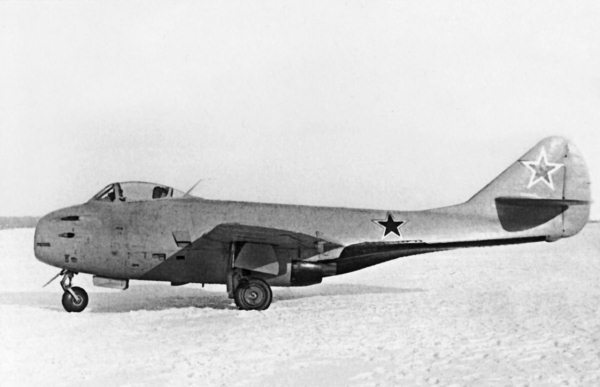 Неизвестный «МиГ». Гордость советского авиапрома - i_032.jpg