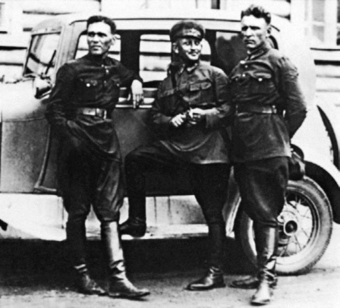 Неизвестный Яковлев. «Железный» авиаконструктор - neizyak_1672_img_09.jpg