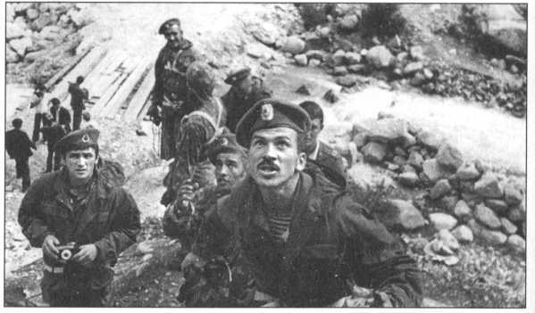 ВДВ. С неба — в бой - i_021.jpg