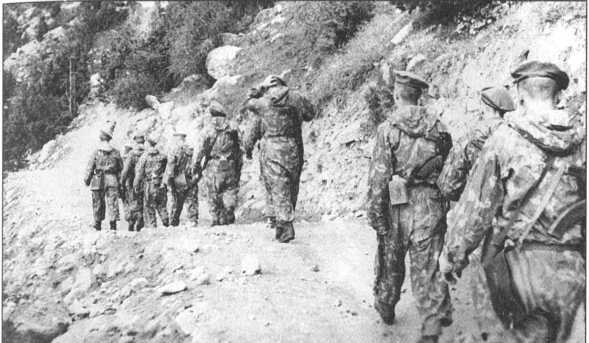 ВДВ. С неба — в бой - i_022.jpg