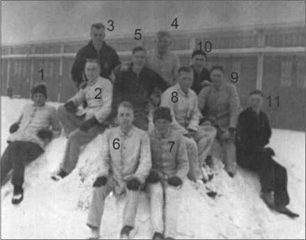 «Тигры» в снегу<br />Мемуары танкового аса - i_011.jpg