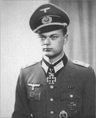 «Тигры» в снегу<br />Мемуары танкового аса - i_014.jpg