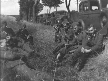 «Тигры» в снегу<br />Мемуары танкового аса - i_018.jpg