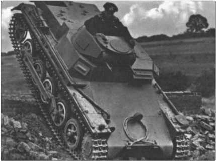 «Тигры» в снегу<br />Мемуары танкового аса - i_023.jpg