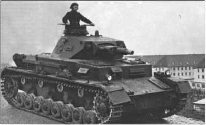 «Тигры» в снегу<br />Мемуары танкового аса - i_024.jpg