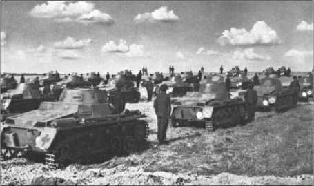 «Тигры» в снегу<br />Мемуары танкового аса - i_039.jpg