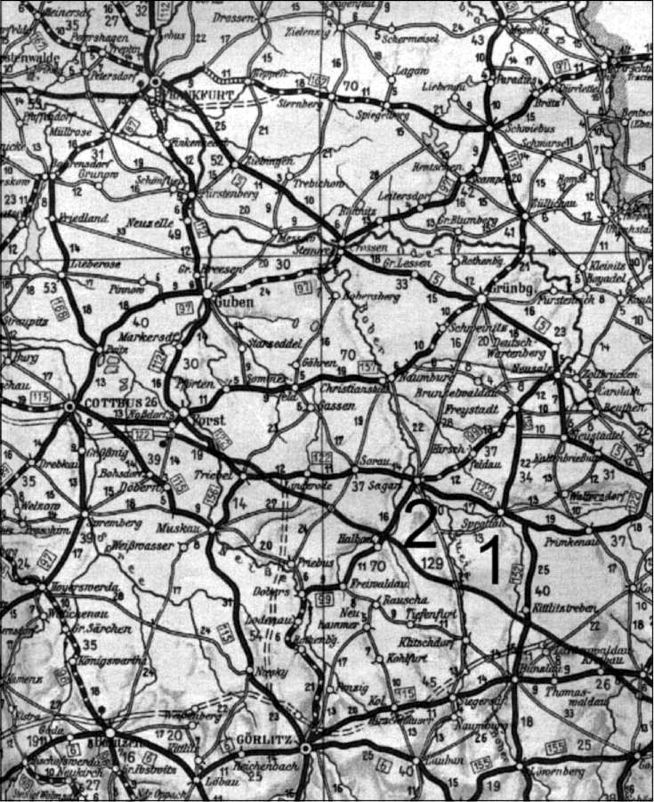 «Тигры» в снегу<br />Мемуары танкового аса - i_051.jpg