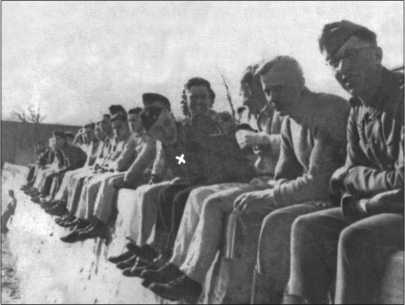 «Тигры» в снегу<br />Мемуары танкового аса - i_054.jpg