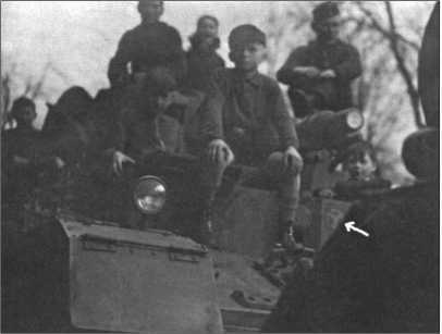 «Тигры» в снегу<br />Мемуары танкового аса - i_055.jpg