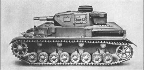 «Тигры» в снегу<br />Мемуары танкового аса - i_062.jpg