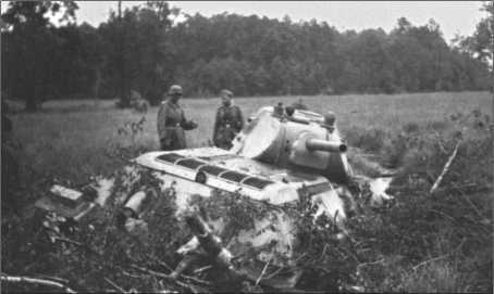 «Тигры» в снегу<br />Мемуары танкового аса - i_075.jpg