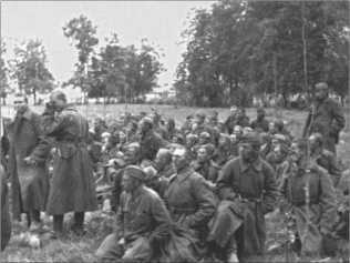 «Тигры» в снегу<br />Мемуары танкового аса - i_086.jpg