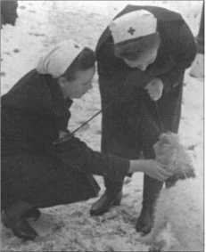 «Тигры» в снегу<br />Мемуары танкового аса - i_092.jpg