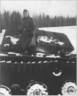 «Тигры» в снегу<br />Мемуары танкового аса - i_128.jpg